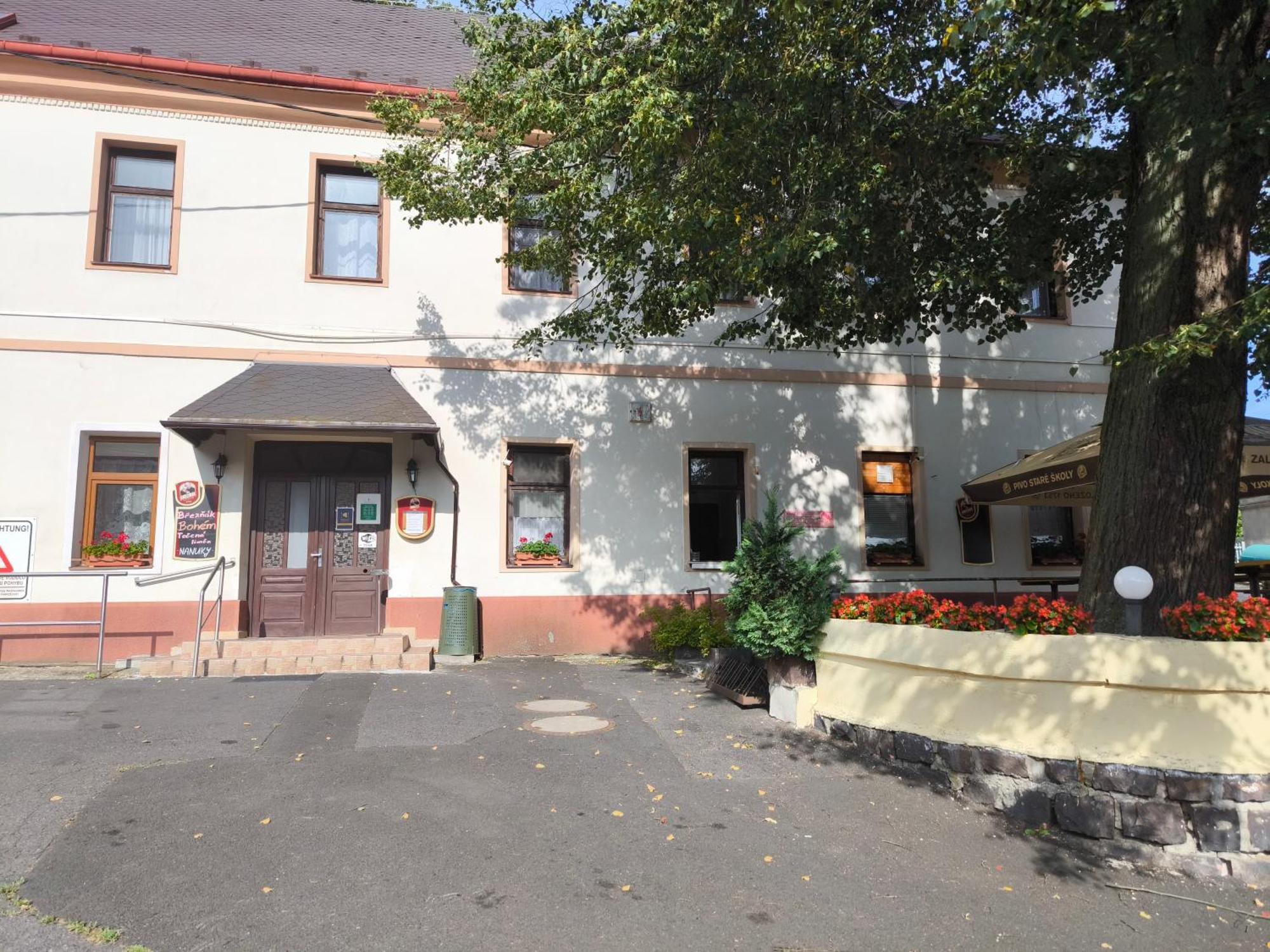 Penzion U Zeleného Stromu Telnice Exterior foto